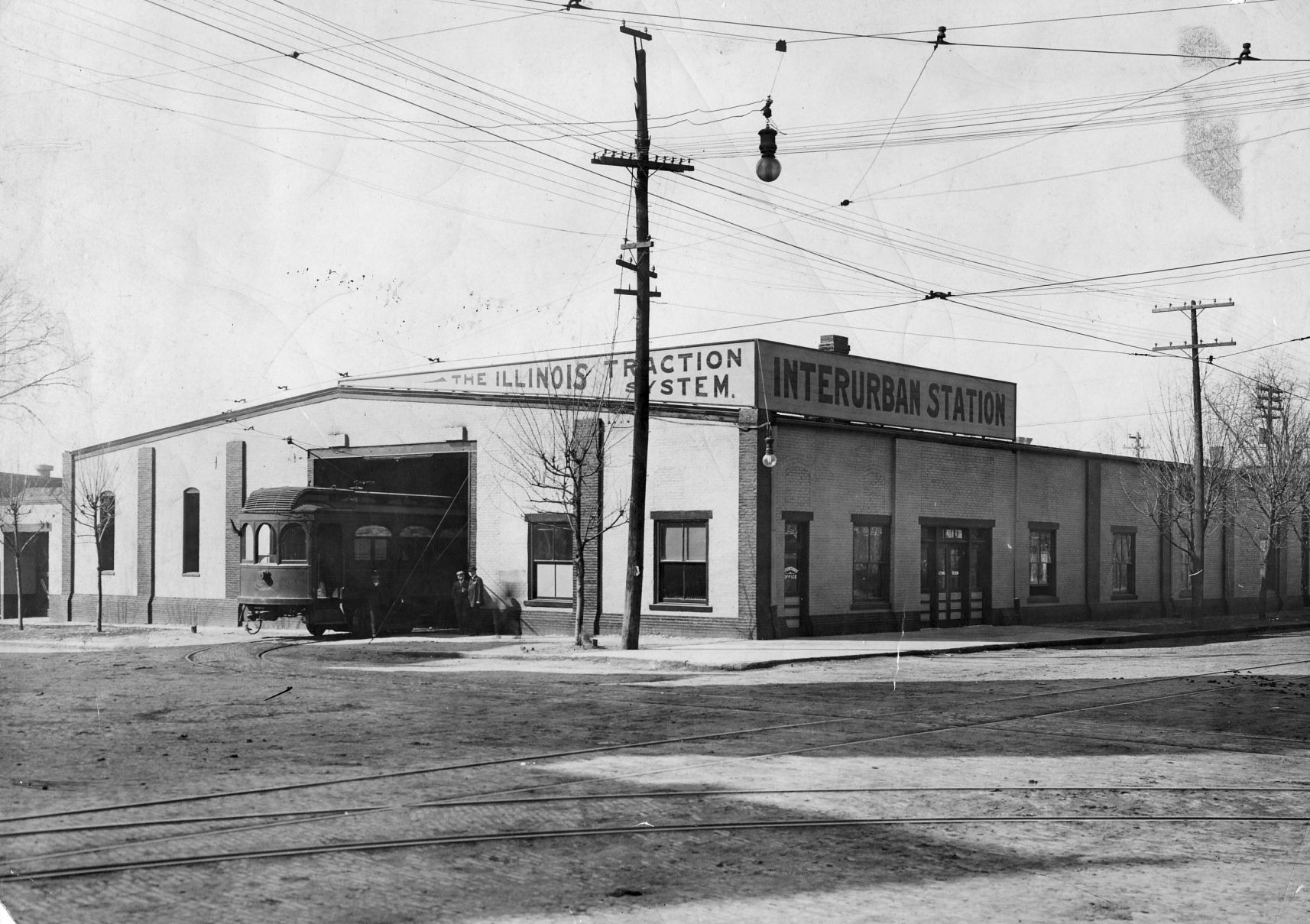 Illinois Traction station-2 1910.jpg